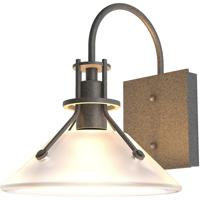 Hubbardton Forge 302709-1003 Henry 1 Light 11 inch Coastal Natural Iron Outdoor Sconce in Frosted photo thumbnail