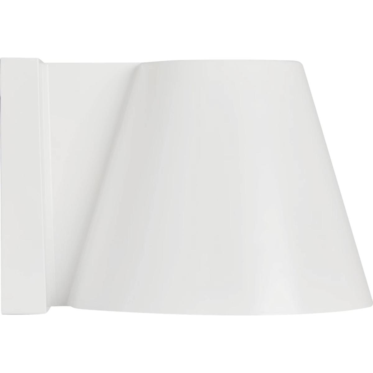 Visual Comfort Modern Collection 700WSBOW4W-LED830-277 Sean Lavin Bowman LED 4.5 inch White Outdoor Wall Light in LED 80 CRI 3000K 277V, Integrated LE